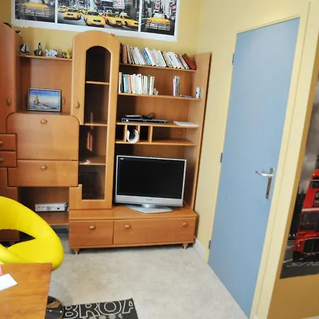 Cozy Holiday In With Sauna Bastogne